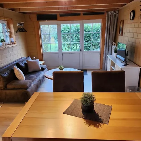 Holiday home Little Farm House, 25164