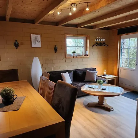 Holiday home Little Farm House, 25164