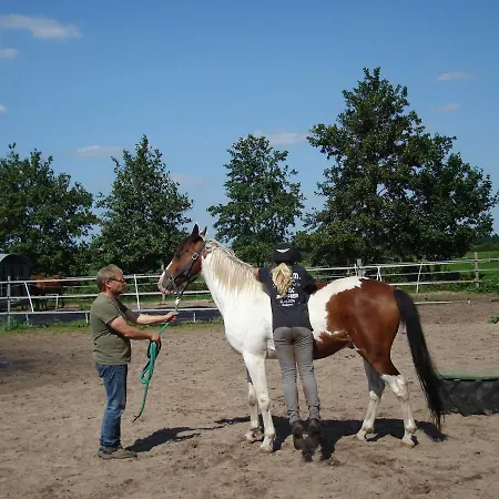 Holiday home Little Farm House, 25164